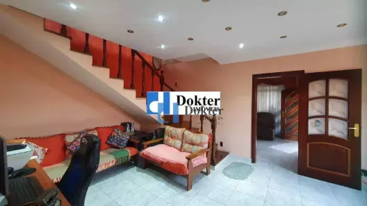Sobrado com 4 Quartos à venda, 330m² no Vila Cruz das Almas, São Paulo