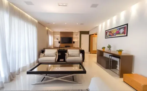 Apartamento com 3 Quartos à venda, 176m² no Cidade Monções, São Paulo