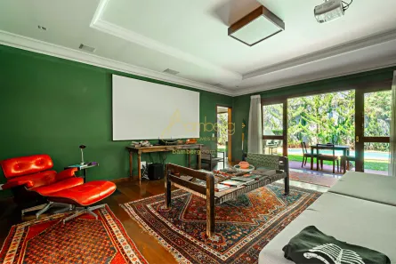 Casa com 4 Quartos para alugar, 588m² no Jardim Leonor, São Paulo