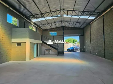 Galpão/Depósito/Armazém para alugar, 420m² no Parque das Américas, Uberaba