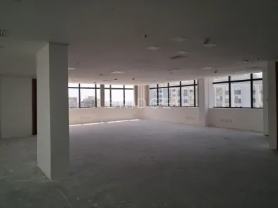 Sala Comercial para alugar, 304m² no Auxiliadora, Porto Alegre