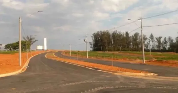 Lote/Terreno à venda, 250m² no Colinas do Castelo, Jaguariúna