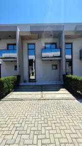 Casa de Condomínio com 3 Quartos para alugar, 93m² no Coaçu, Eusébio