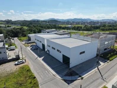 Galpão/Depósito/Armazém para alugar, 528m² no Sertão do Maruim, São José