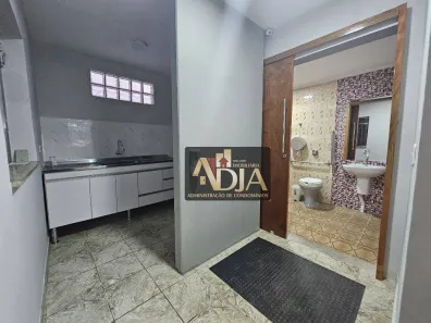 Casa com 2 Quartos para alugar, 350m² no Vila Bocaina, Mauá