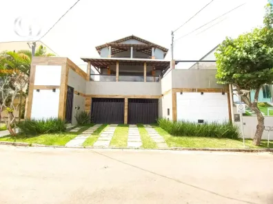 Casa com 6 Quartos à venda, 292m² no São Pedro, Juiz de Fora