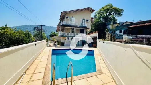 Casa com 5 Quartos à venda, 456m² no São Francisco, Niterói