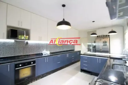 Sobrado com 3 Quartos à venda, 149m² no Parque Renato Maia, Guarulhos