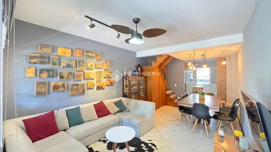 Casa de Condomínio com 3 Quartos à venda, 132m² no Cavalhada, Porto Alegre