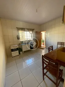 Casa com 3 Quartos à venda, 180m² no Petrópolis, Várzea Grande