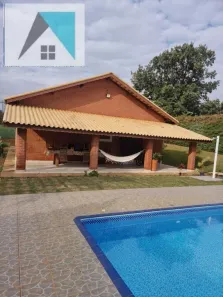 Fazenda/Sítio com 3 Quartos à venda, 200m² no , Extrema