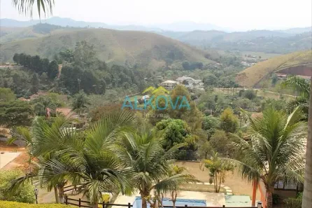 Fazenda/Sítio com 3 Quartos à venda, 272m² no Freitas, São José dos Campos