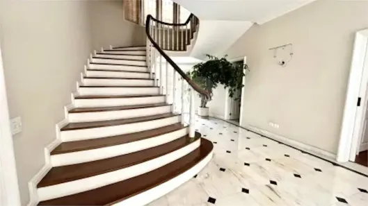 Sobrado com 5 Quartos à venda, 874m² no Jardim Guedala, São Paulo