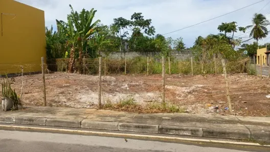 Lote/Terreno à venda, 335m² no Pé de Areia (Abrantes), Camaçari