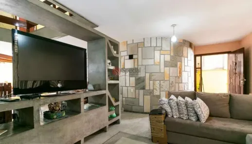 Sobrado com 3 Quartos à venda, 420m² no Jardim Textil, São Paulo