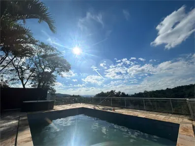 Casa de Condomínio com 3 Quartos para alugar, 800m² no Caraguatá, Mairiporã