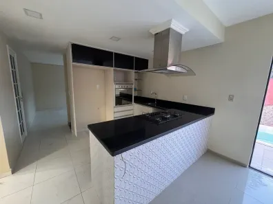 Casa de Condomínio com 4 Quartos para venda ou aluguel, 280m² no Mirante da Lagoa, Macaé