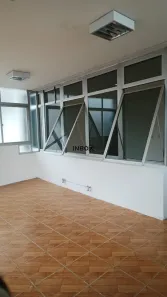 Sala Comercial à venda, 50m² no Bom Fim, Porto Alegre