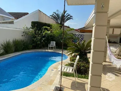 Casa de Condomínio com 4 Quartos para alugar, 253m² no Urbanova, São José dos Campos