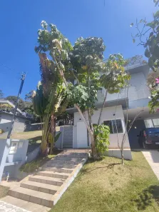 Casa com 3 Quartos à venda, 180m² no Aldeia da Serra, Santana de Parnaíba