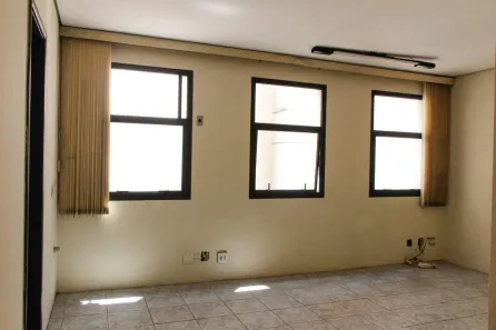 Ponto Comercial para alugar, 30m² no Água Branca, São Paulo