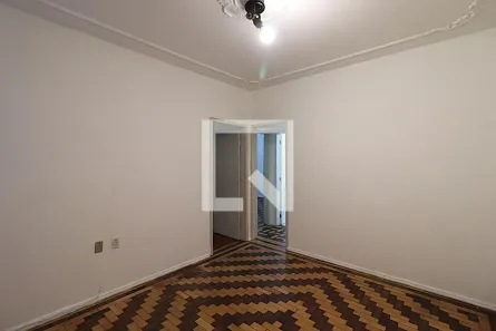 Apartamento com 2 Quartos à venda, 64m² no Bom Fim, Porto Alegre