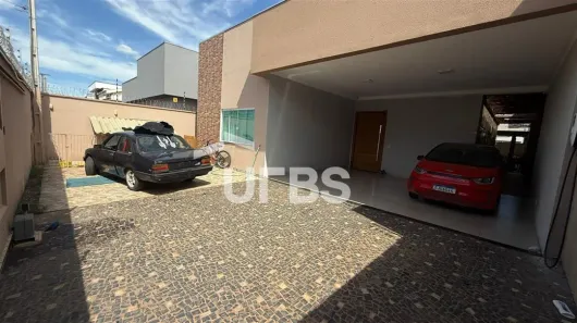 Casa com 3 Quartos à venda, 240m² no Plano Diretor Sul, Palmas