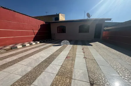 Casa com 4 Quartos à venda, 302m² no Guarani, Colombo