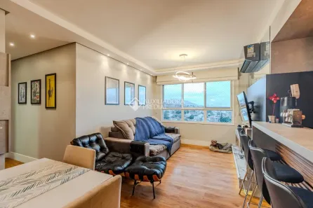 Apartamento com 3 Quartos à venda, 75m² no Jardim Carvalho, Porto Alegre