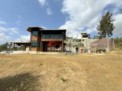 Fazenda/Sítio com 3 Quartos à venda, 180m² no Solar do Madeira, Contagem