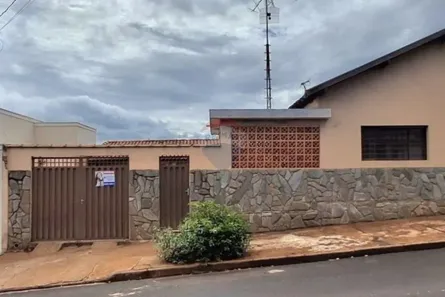 Casa com 2 Quartos à venda, 113m² no Centro, Orlândia