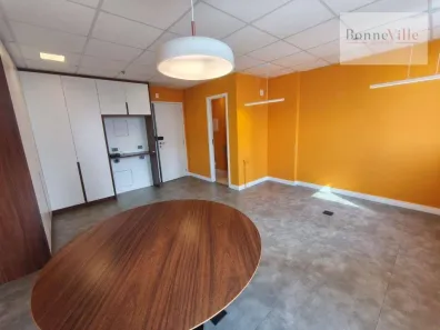 Sala Comercial para venda ou aluguel, 32m² no Chácara Santo Antônio (Zona Sul), São Paulo