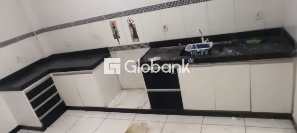 Casa com 2 Quartos à venda, 110m² no Maracanã, Montes Claros