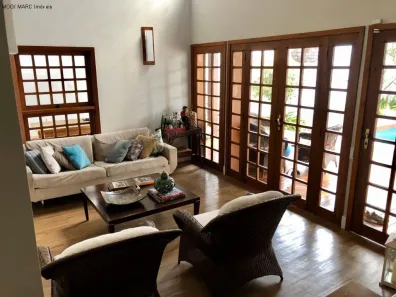 Sobrado com 3 Quartos à venda, 231m² no Vila Oliveira, Mogi das Cruzes