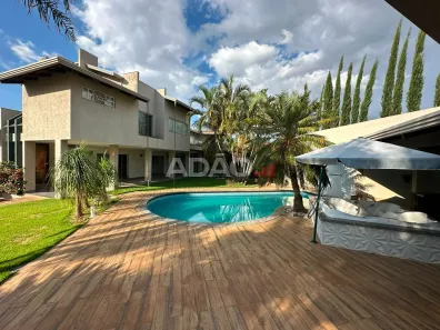 Sobrado com 5 Quartos à venda, 550m² no Setor Sul, Goiânia