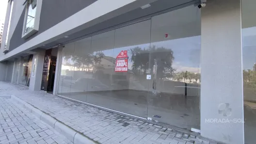 Sala Comercial à venda, 54m² no Alto São Bento, Itapema