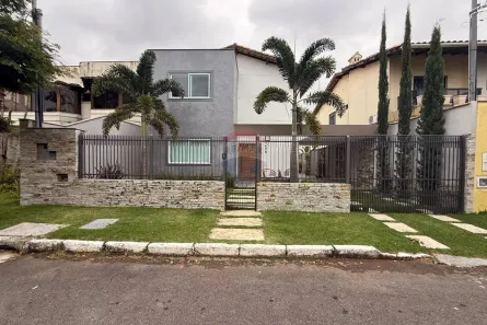 Casa de Condomínio com 4 Quartos à venda, 350m² no Alto dos Pinheiros, Juiz de Fora