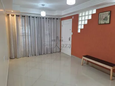 Sobrado com 4 Quartos para alugar, 190m² no Jardim Portugal, São José dos Campos