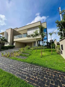 Sobrado com 4 Quartos à venda, 285m² no Condomínio Solar do Bosque, Rio Verde