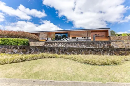 Lote/Terreno à venda, 628m² no Campo Comprido, Curitiba
