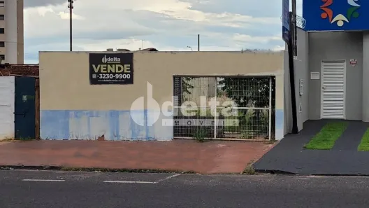 Lote/Terreno à venda, 155m² no Centro, Uberlândia