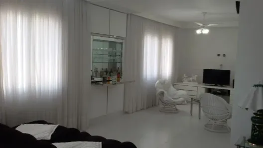 Apartamento com 4 Quartos à venda, 235m² no Pitangueiras, Guarujá
