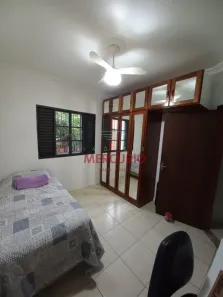 Casa com 3 Quartos para alugar, 250m² no Vila Coralina, Bauru