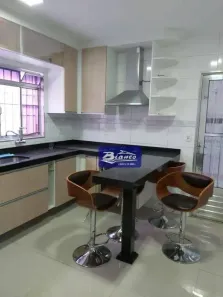 Sobrado com 4 Quartos à venda, 240m² no Vila Flórida, Guarulhos