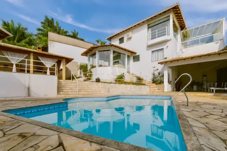 Casa de Condomínio com 3 Quartos à venda, 300m² no Alto dos Pinheiros, Juiz de Fora