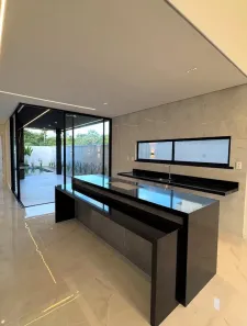 Casa de Condomínio com 3 Quartos à venda, 144m² no Cidade Alpha, Eusébio