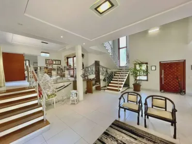 Sobrado com 3 Quartos à venda, 618m² no Parque Dom Henrique, Cotia