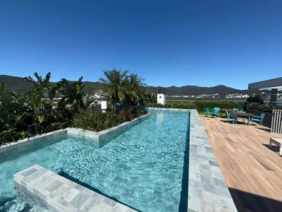 Apartamento com 2 Quartos à venda, 66m² no Cacupé, Florianópolis