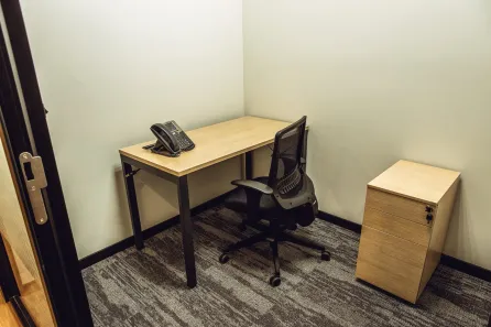 Sala Comercial para alugar, 8m² no Santa Mônica, Uberlândia