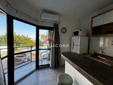 Apartamento com 1 Quarto à venda, 48m² no Cachoeira do Bom Jesus, Florianópolis